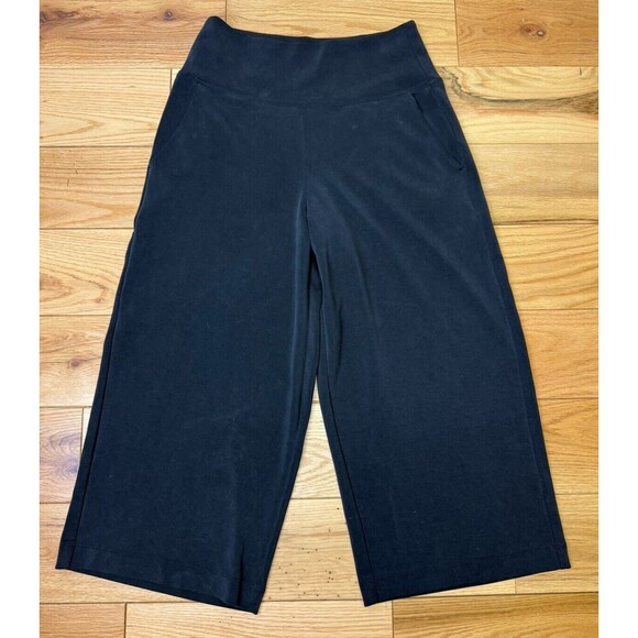 Athleta Seasoft Wide Leg Crop‎ Pant Size Small Black Pockets Soft Athleisure - Picture 1 of 13